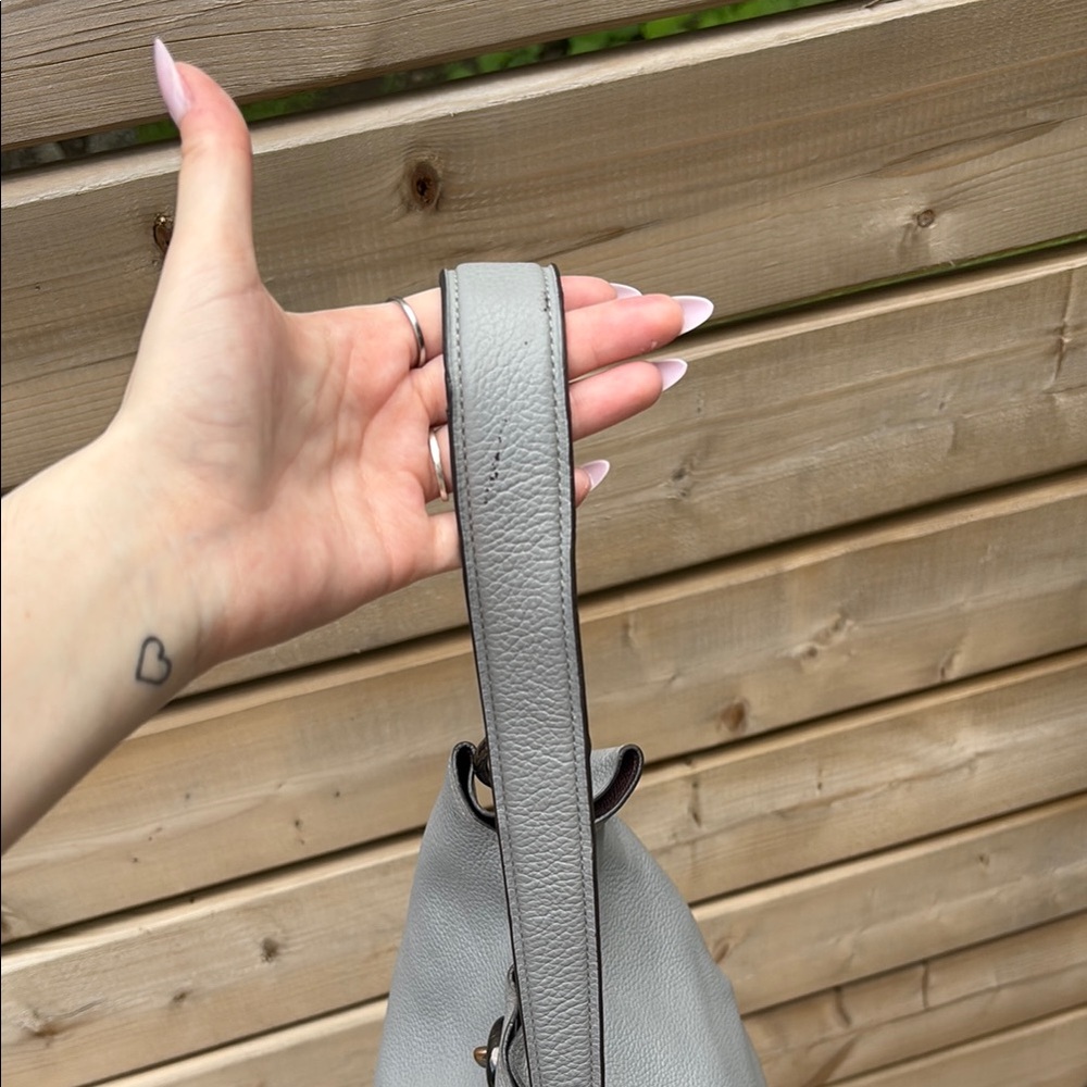 Coach Gray Shoulder Bag with Slouchy Design - Picture 2 of 4
